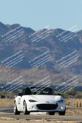 media/Nov-23-2025-Speed Ventures (Sun) [[88f20b6e61]]/6-Yellow Group/Session 1 (Turns 16 and 17 Exit)/